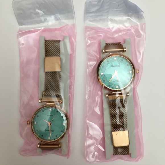 Women Set of 2 Watch Gold and Green Aqua Color new - Picture 1 of 3